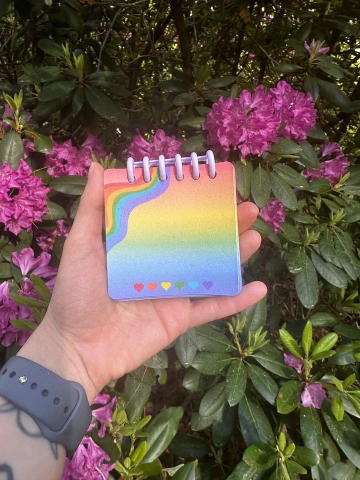 Rainbow Memo Pad 3x3inch With Binding Spine product image (2)