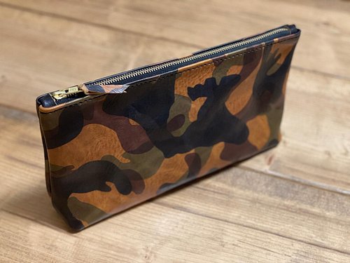 Really happy with how this “clutch all” came out for @chloe_roxanne . Possibly the nicest looking things I’ve made.
