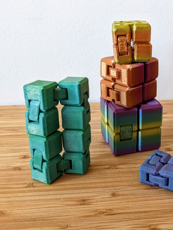Infinity cube product image (1)