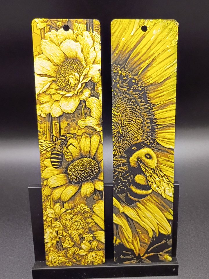 Bee Pollinatin Bookmark Duo product image (1)