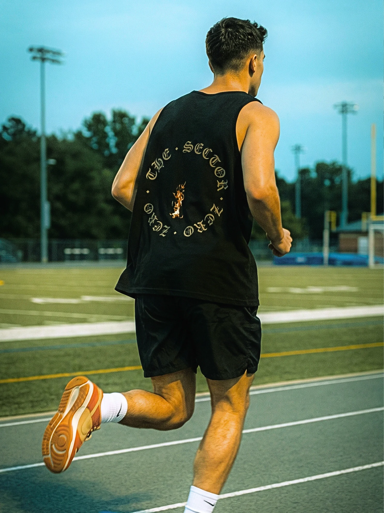 ARES VINTAGE TANK product image (6)