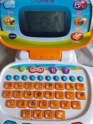 When your kids laptop decides it wants to be rapper... 
