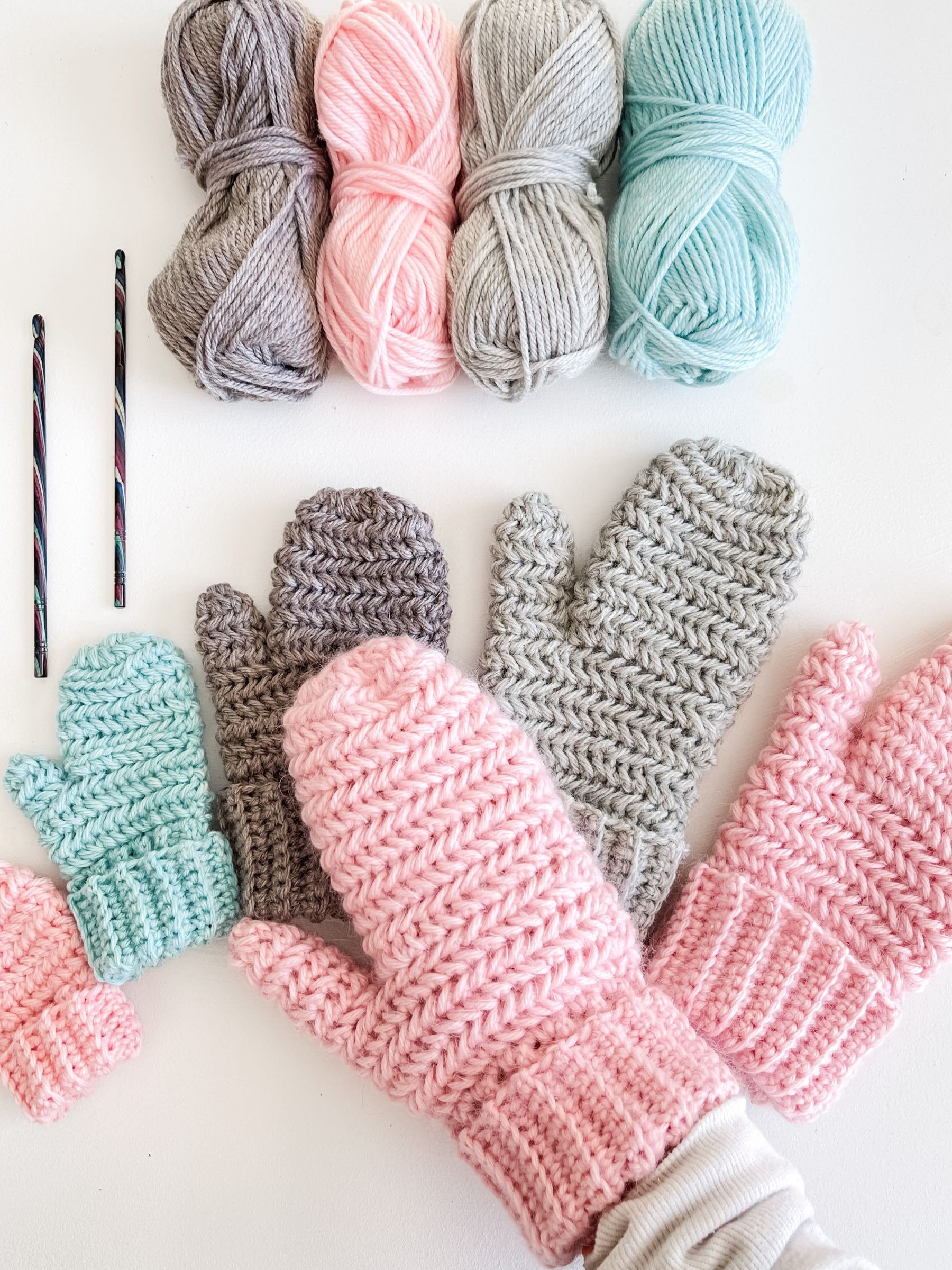 Heavenly Herringbone Mittens Crochet Pattern product image (1)