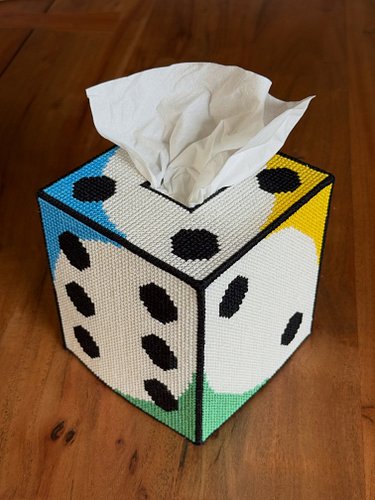 colored corned die tissue box cover 🎲🎲
keeping it real i think i need a break from plastic canvas. not forever but i am cravi...