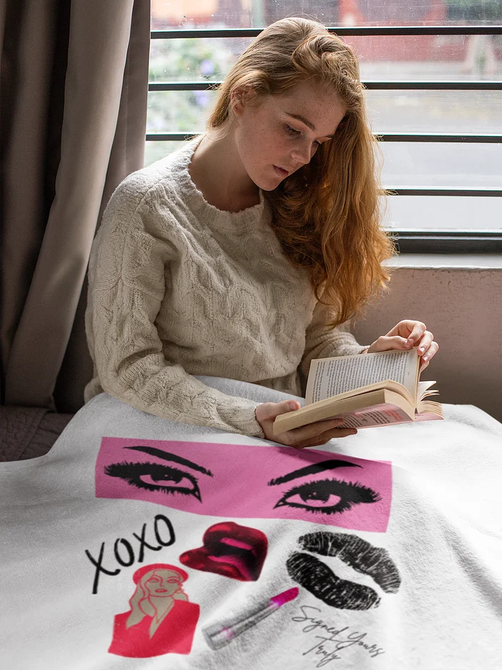 "XOXO" Collage Throw Blanket product image (2)