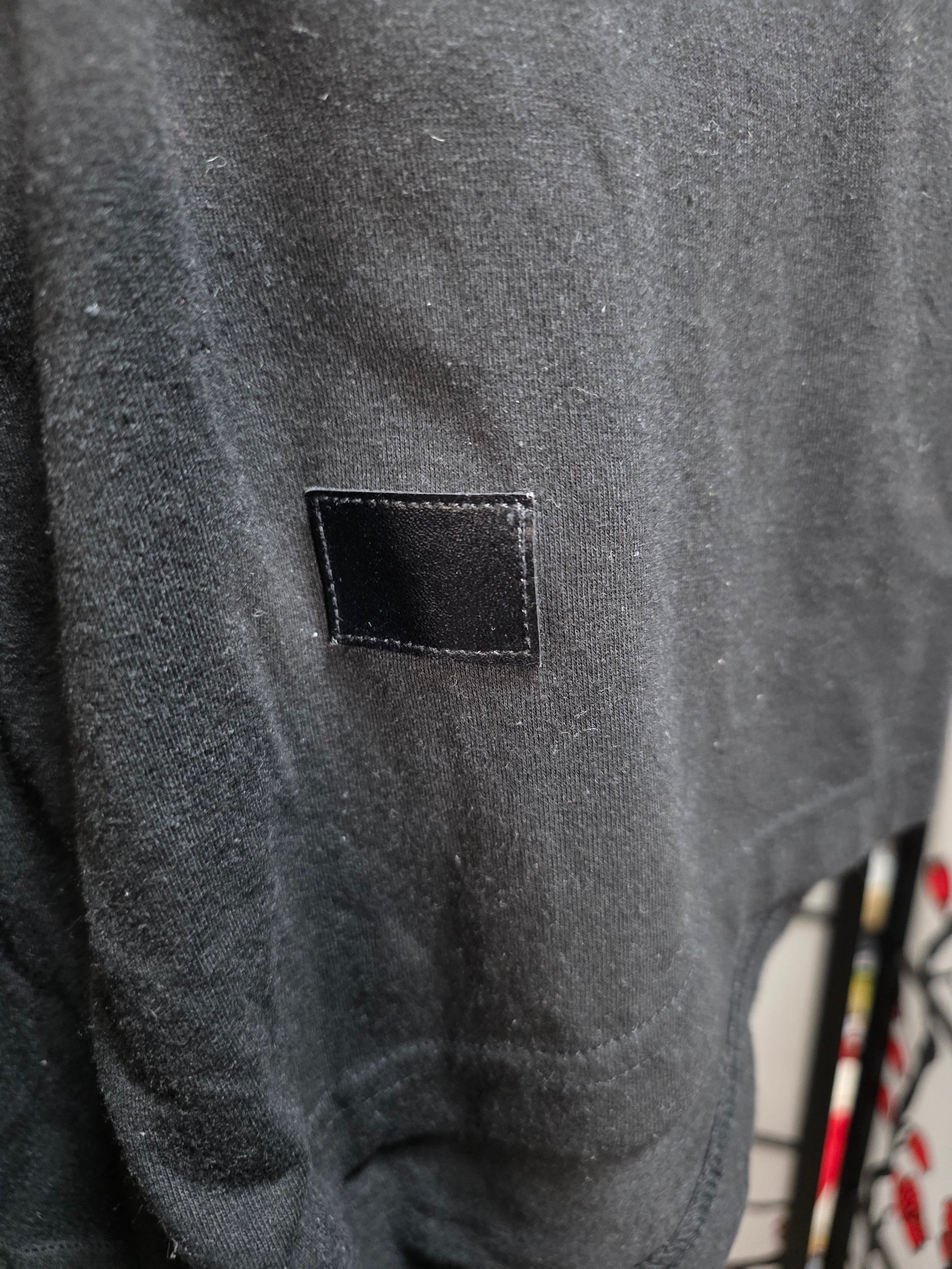 Long Black Tee product image (4)
