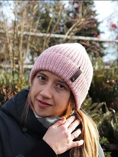 Queen Ribbed Winter Knit Hat Pattern product image (3)