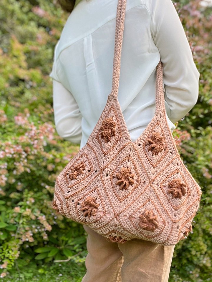 Granny Square Crochet Bag Pattern product image (2)