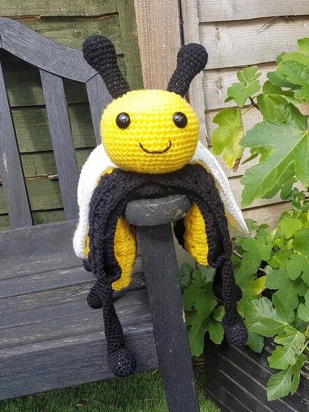 Happy Bee Folding Baby Blanket Crochet Pattern PDF - Crafting Happiness product image (5)