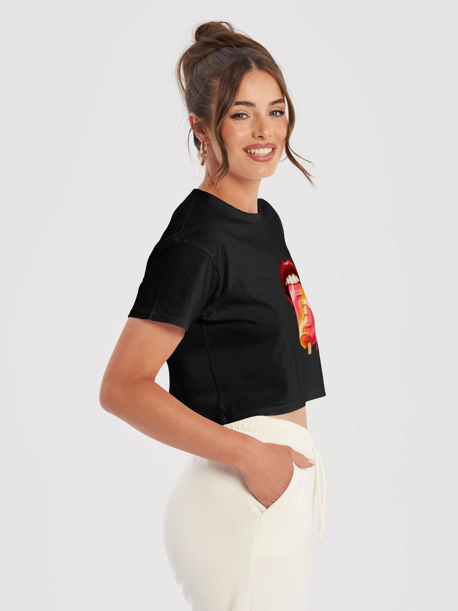 Pop Bite Cropped Tee product image (5)