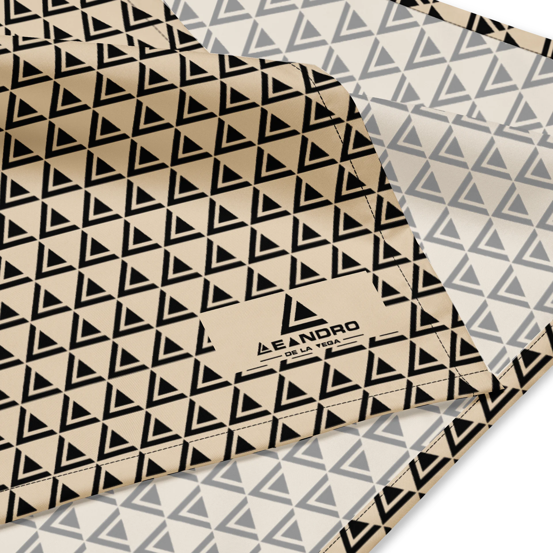 LEANDRO DE LA VEGA BANDANA CHAMPAGNER LOGO product image (3)