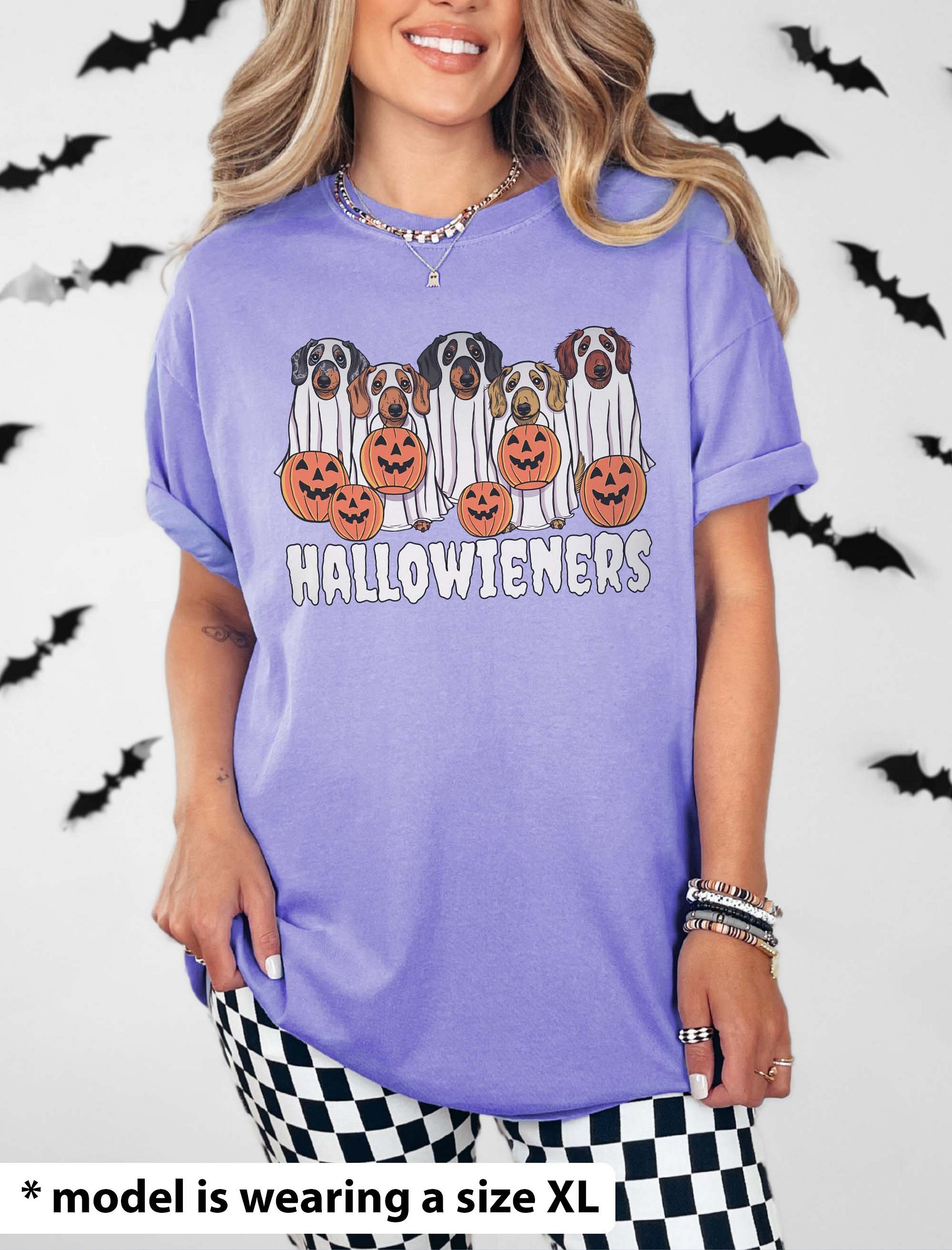 Trick or Treat Funny Halloween Dachshund Dogs T-Shirt | Funny Wieners/Doxies Wearing Ghost Costumes and Holding Pumpkin Baskets product image (2)