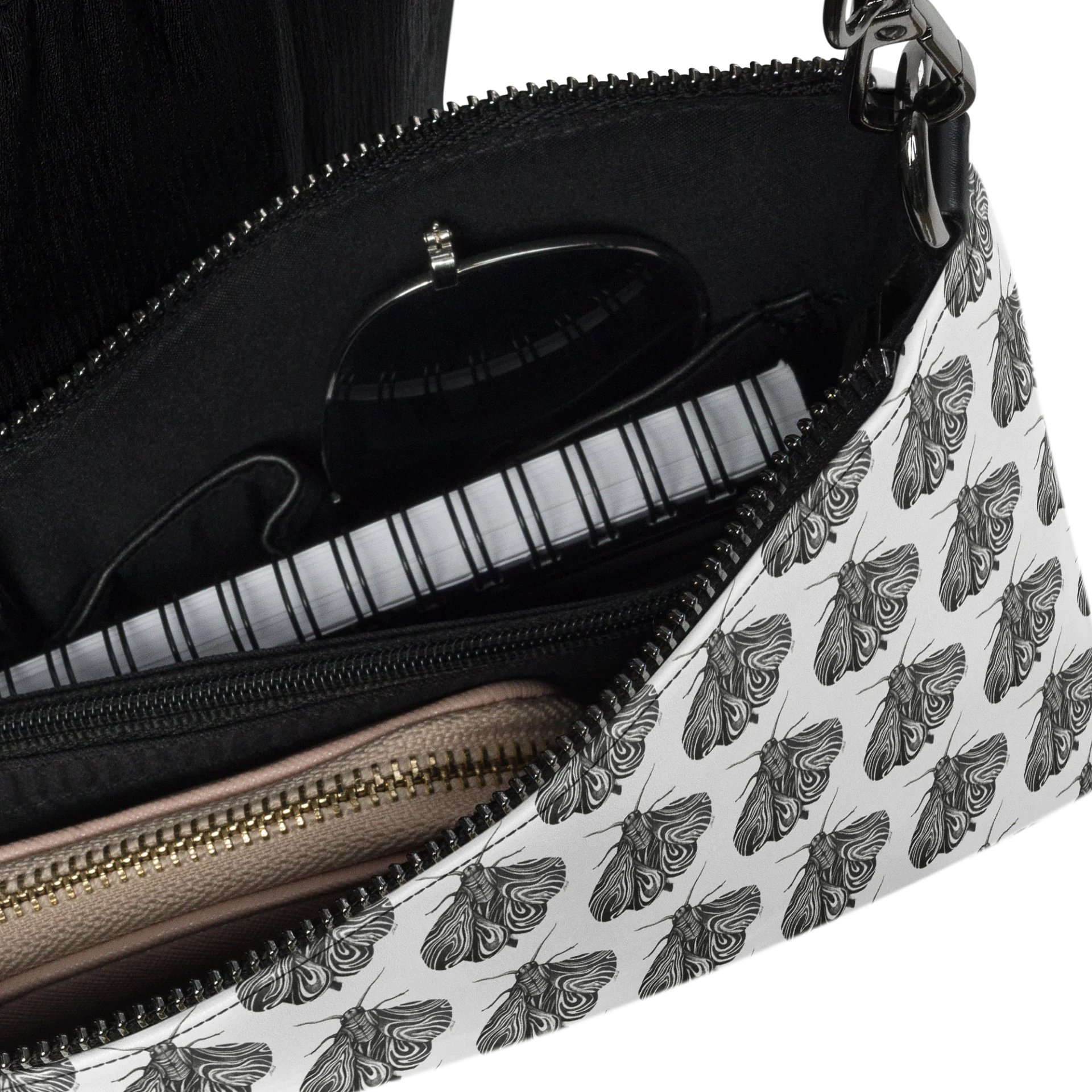 Moth - Crossbody Bag product image (6)