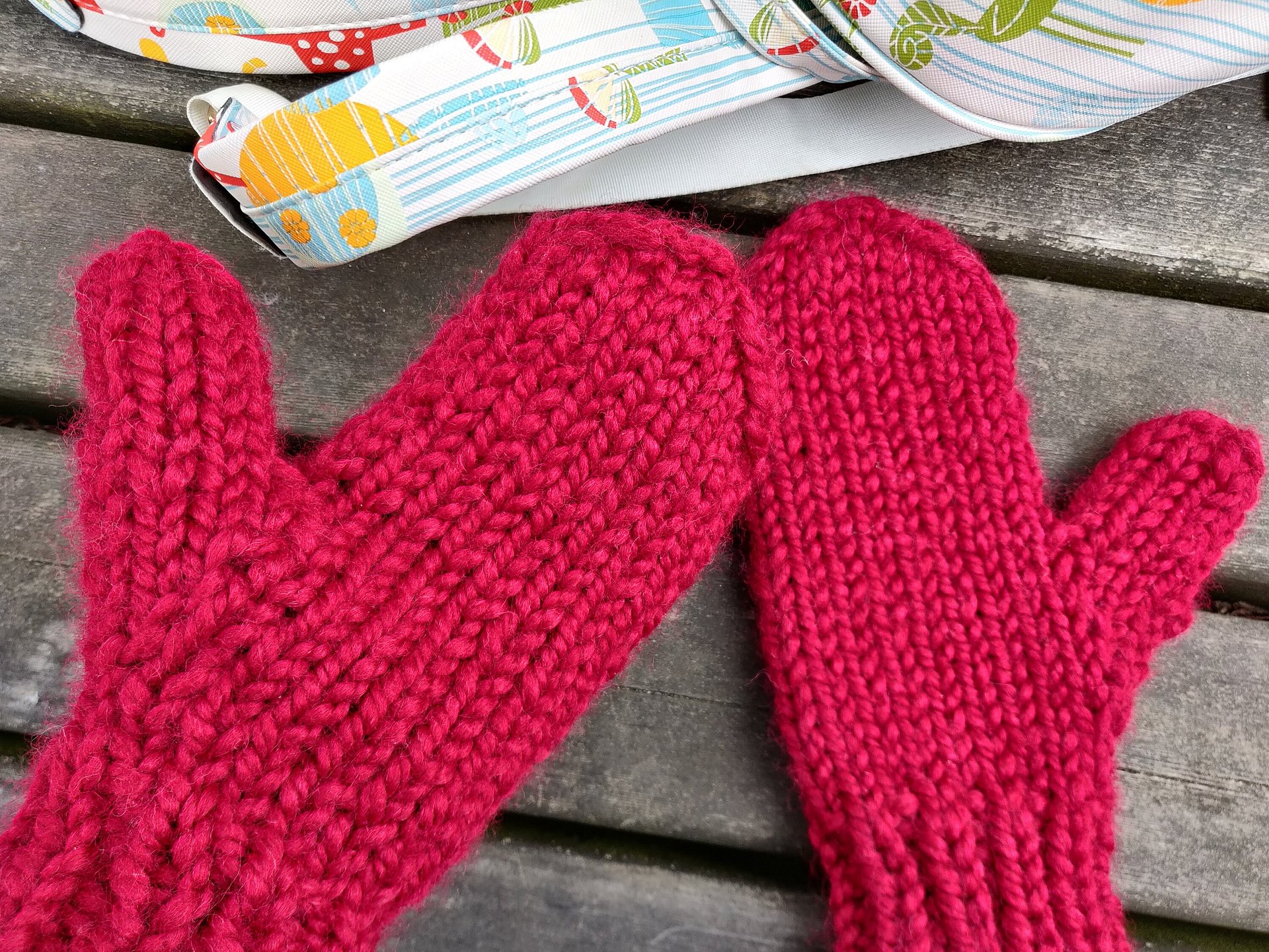Bulky Knit Mittens Pattern Family Set product image (4)