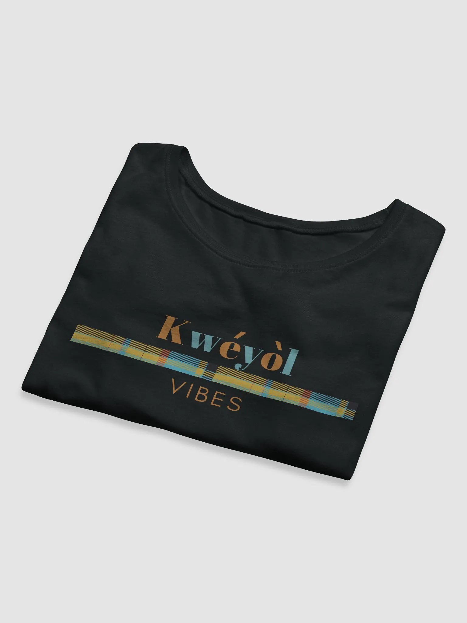 Kwéyòl Vibes Crop Tee product image (9)