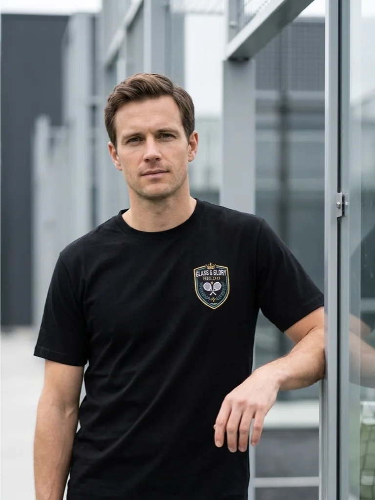 Lightweight Vintage Crest Padel Tee product image (2)