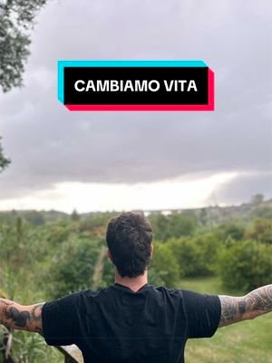 **Outside The Loop** Non è un addio. È un cambio di direzione. Meno contenuti fatti per restare dentro una categoria. Più momenti veri, più persone, più caos, più vita. Si esce dal loop. #perte #creatoritaliano #youtubeitalia #streameritaliano #contentcreator       