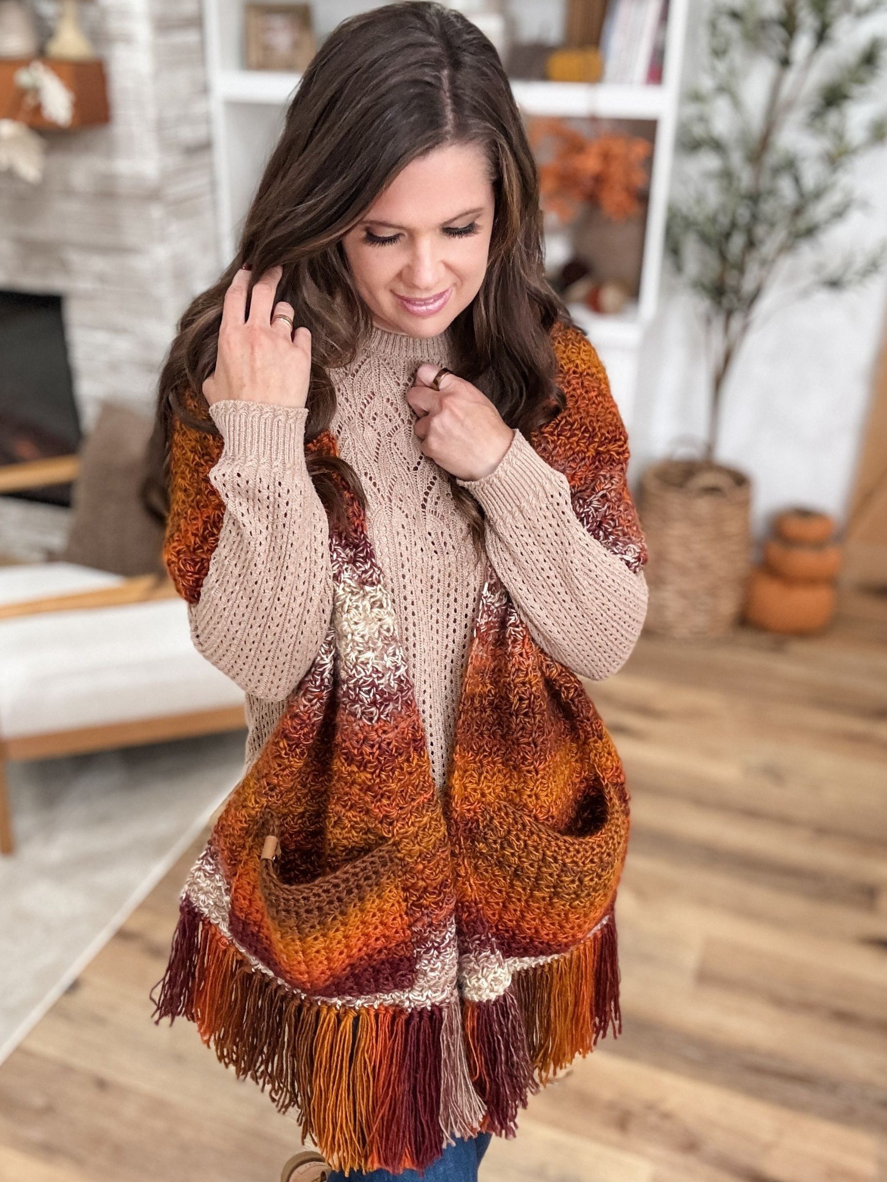 Chunky Suzette Pocket Shawl Crochet Pattern product image (9)