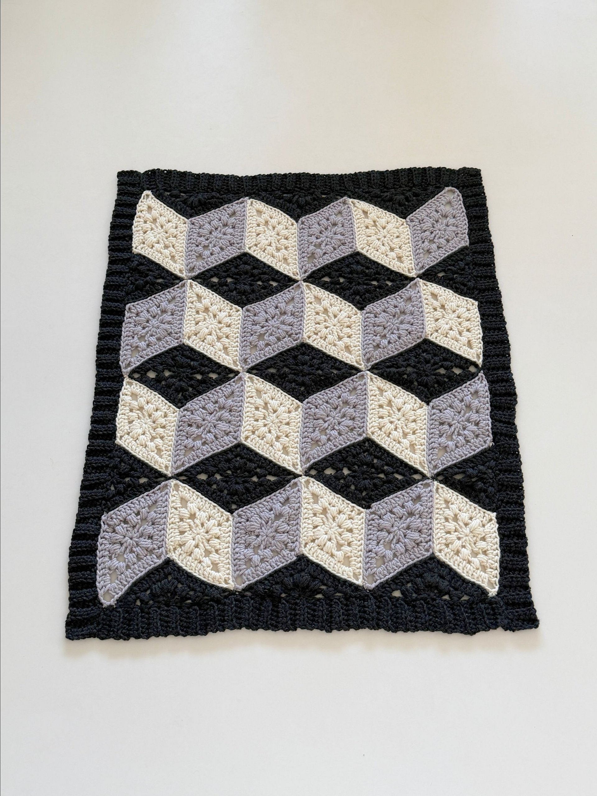 3D Cube Throw product image (3)