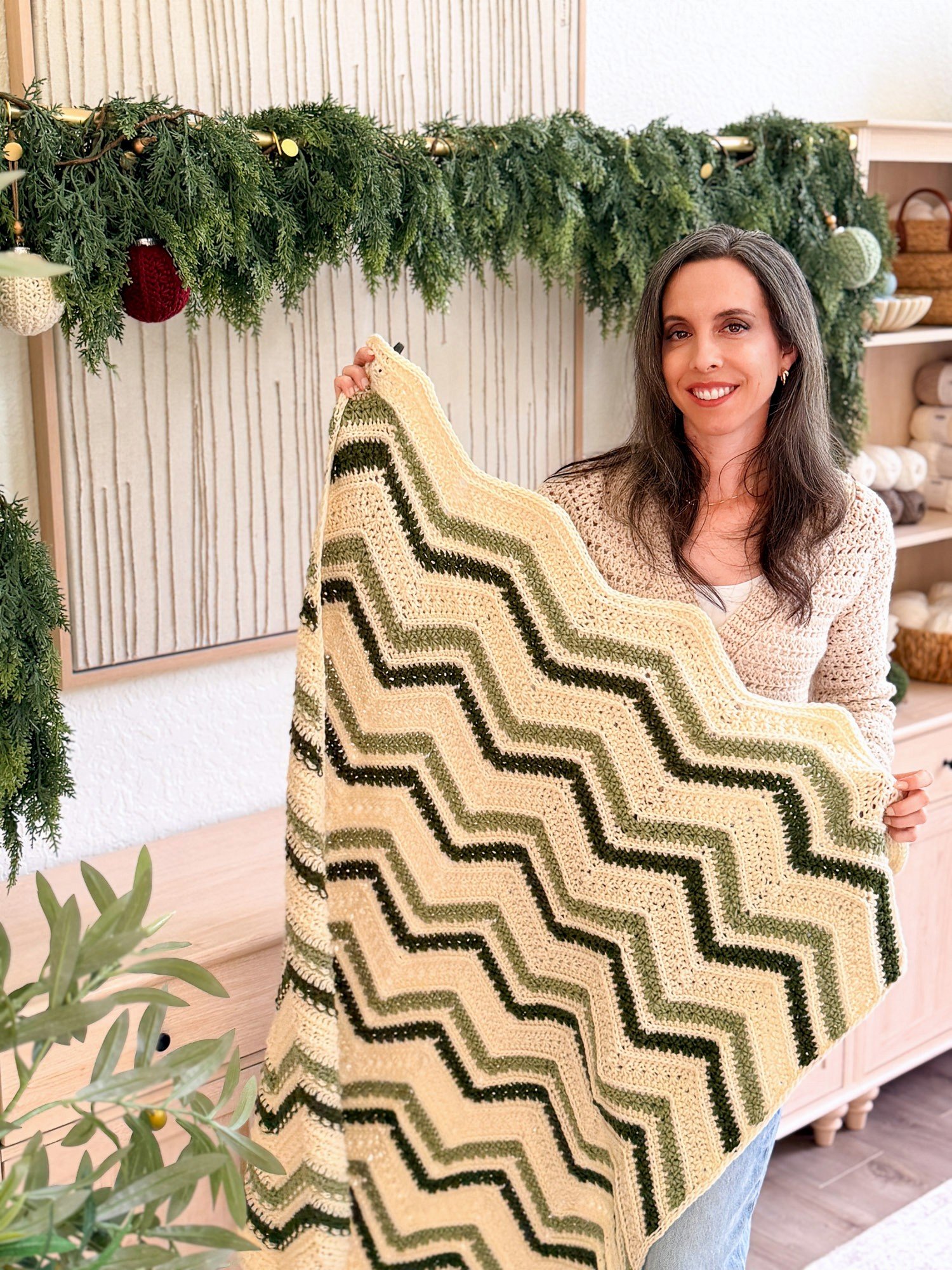 Petal Loop Chevron Crochet Blanket Pattern product image (4)