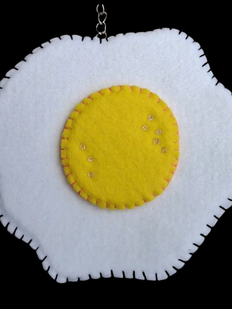 Fried Egg 2D Keychain product image (1)