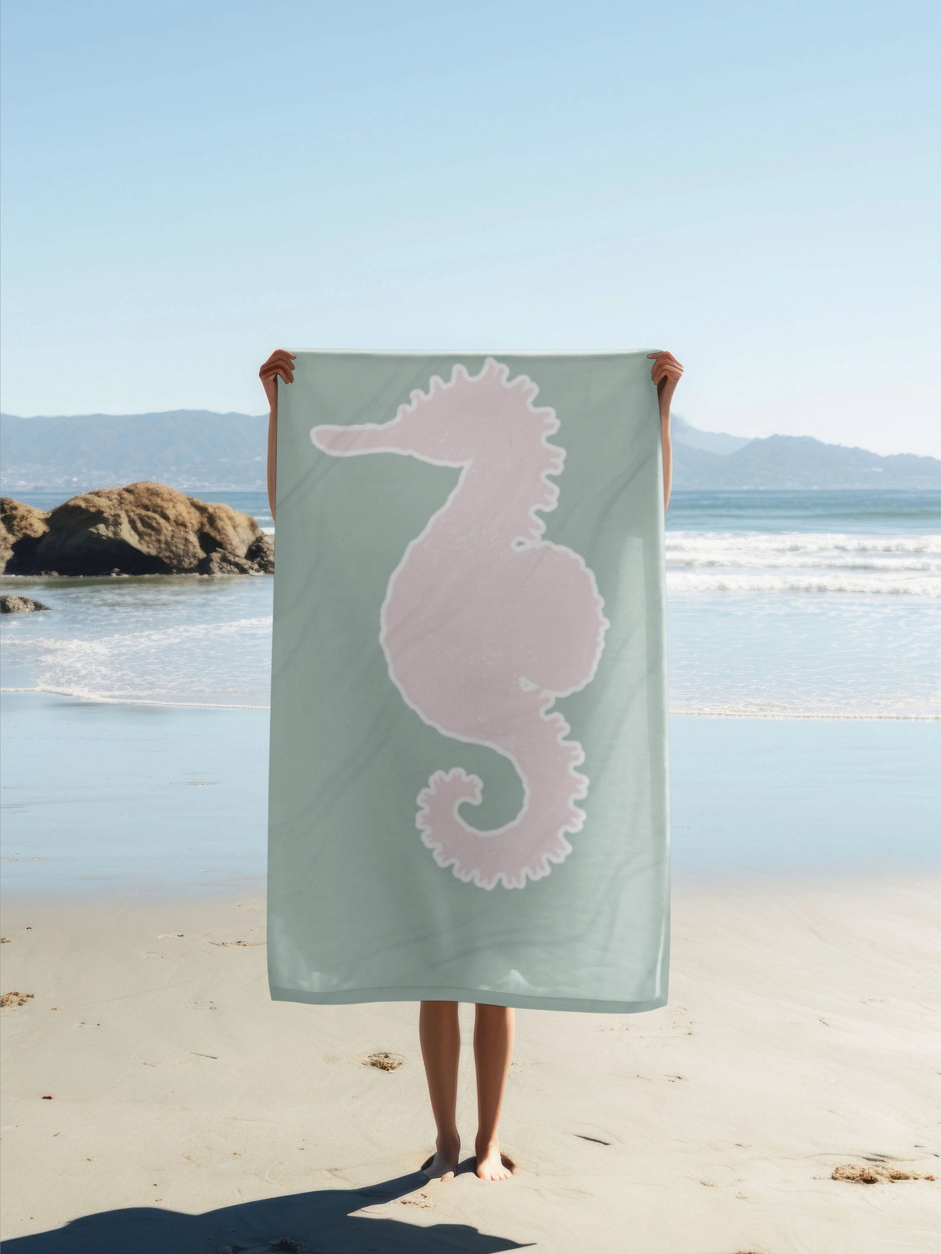 GREEN PINK SEAHORSE TOWEL - Seepferdchen Handtuch product image (2)