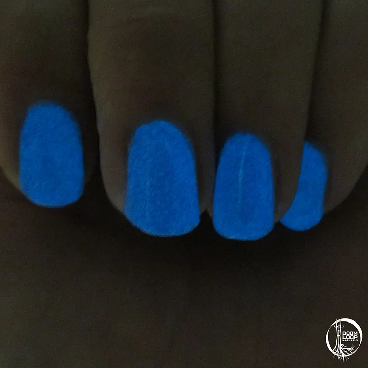 NO FUTURE BUT THE SKY - Solar Blue to Purple Glow In The Dark Jelly Polish product image (2)