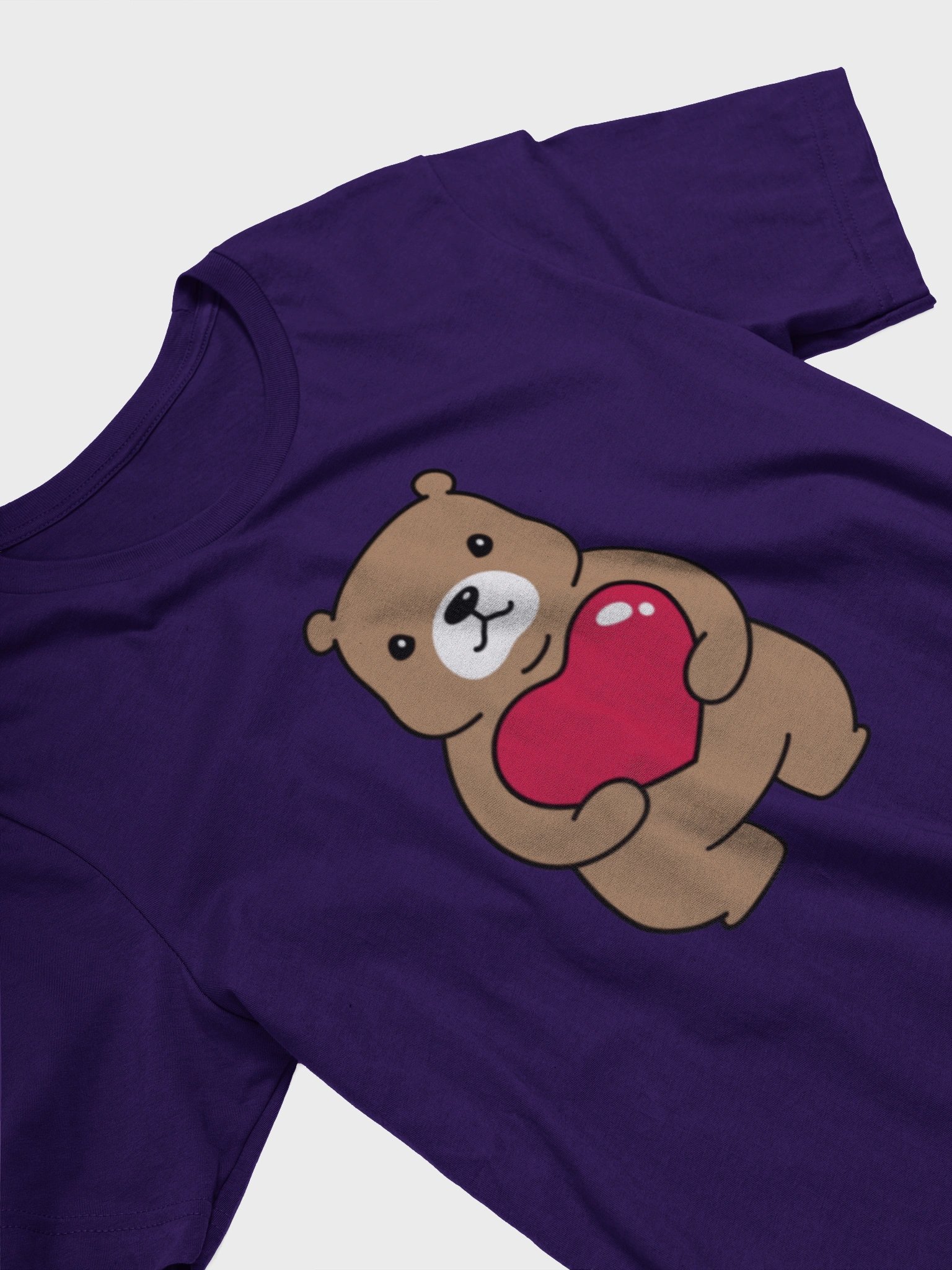 bear holding a heart T-shirt 👕 product image (6)