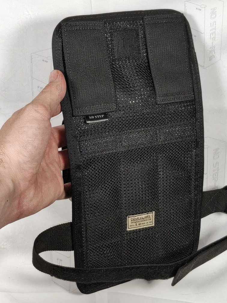 'Ready to ship' Gen-1 Drop leg MP5 Pouch, Woodland/black product image (6)