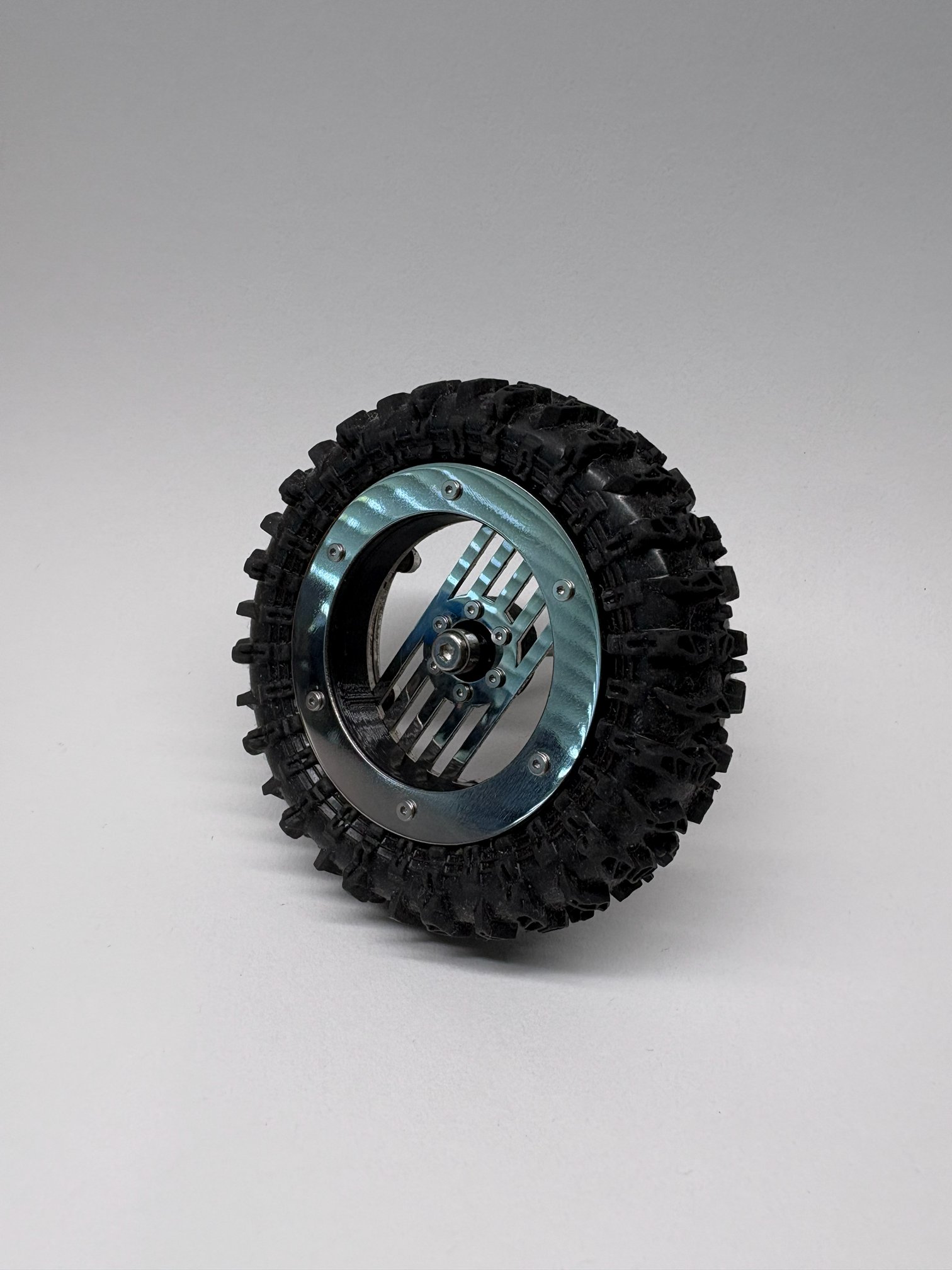 1.8" v2 Floater Wheels - "Stunner" wheel face with "Horizon" floater product image (2)