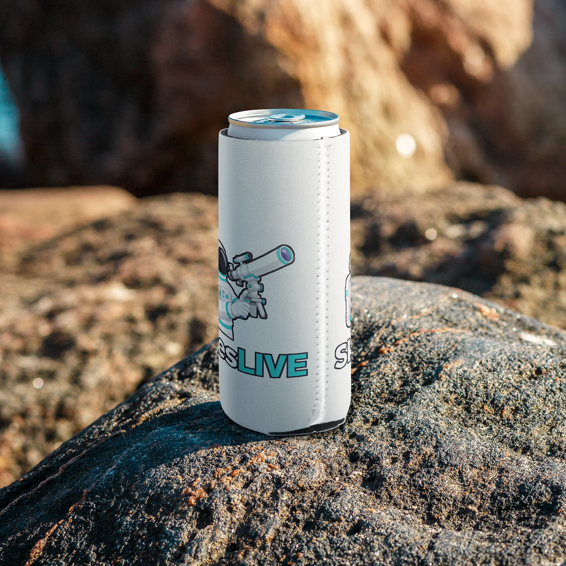 SkiesLIVE Astronaut Koozie product image (16)