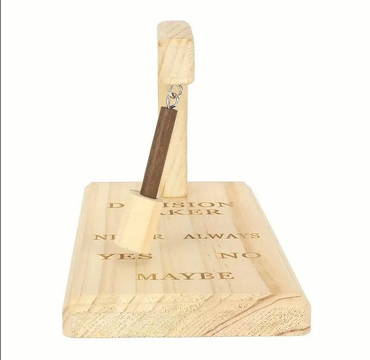 Magnetic Wooden Decision Pendulumبندول قرار خشبي مغناطيسي product image (1)