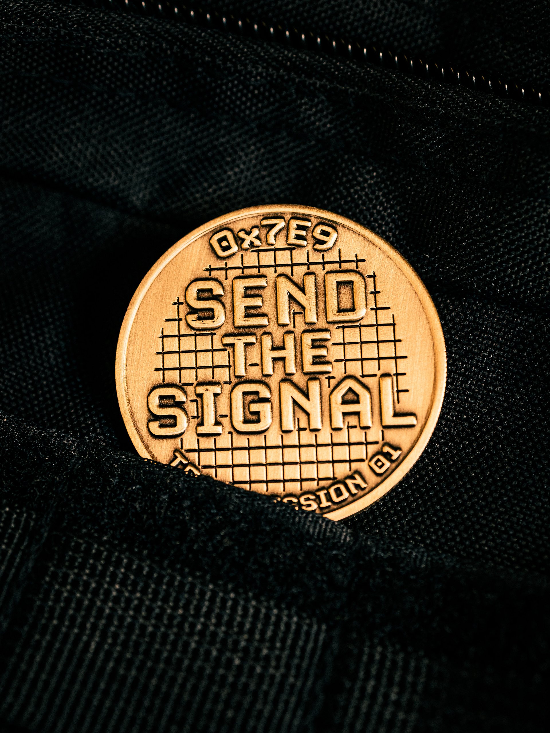 Signal Artifact Coin / Operator Relay | Transmission 01 product image (3)