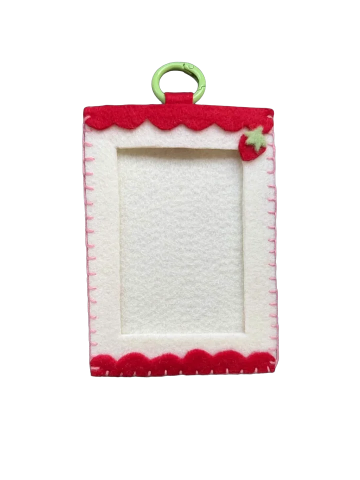 Strawberry Chocolate Photocard Holder product image (2)