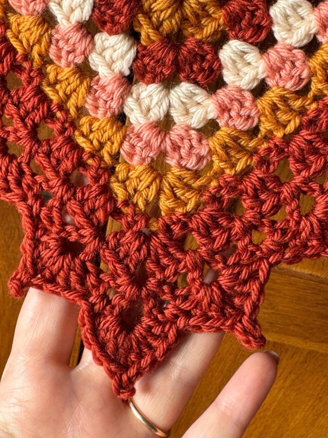 Granny Love Shawl product image (3)