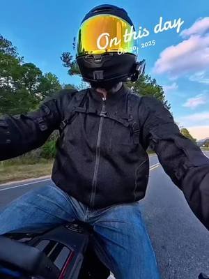 The first time I ever posted about Alabama pineapples. People said this isn’t true, but it is. I be havin those canned Bama brand pineapples all the time! #onthisday #bikelife #c_deeze #nightride #moto 