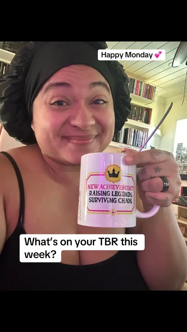 I am finally back home and I had the best time at the @FanGrrrl Romance Recs book signing event! I can’t wait to share with you all the things!  I met some amazing authors and people there and I am looking forward to adding more signing events to my list to attend!  Tell me what’s on this weeks hopefuls for you Did you read anything amazing this weekend?  Comment below ⬇️  #booksigning #BookishMom #bookrecommendation #readersoftiktok 