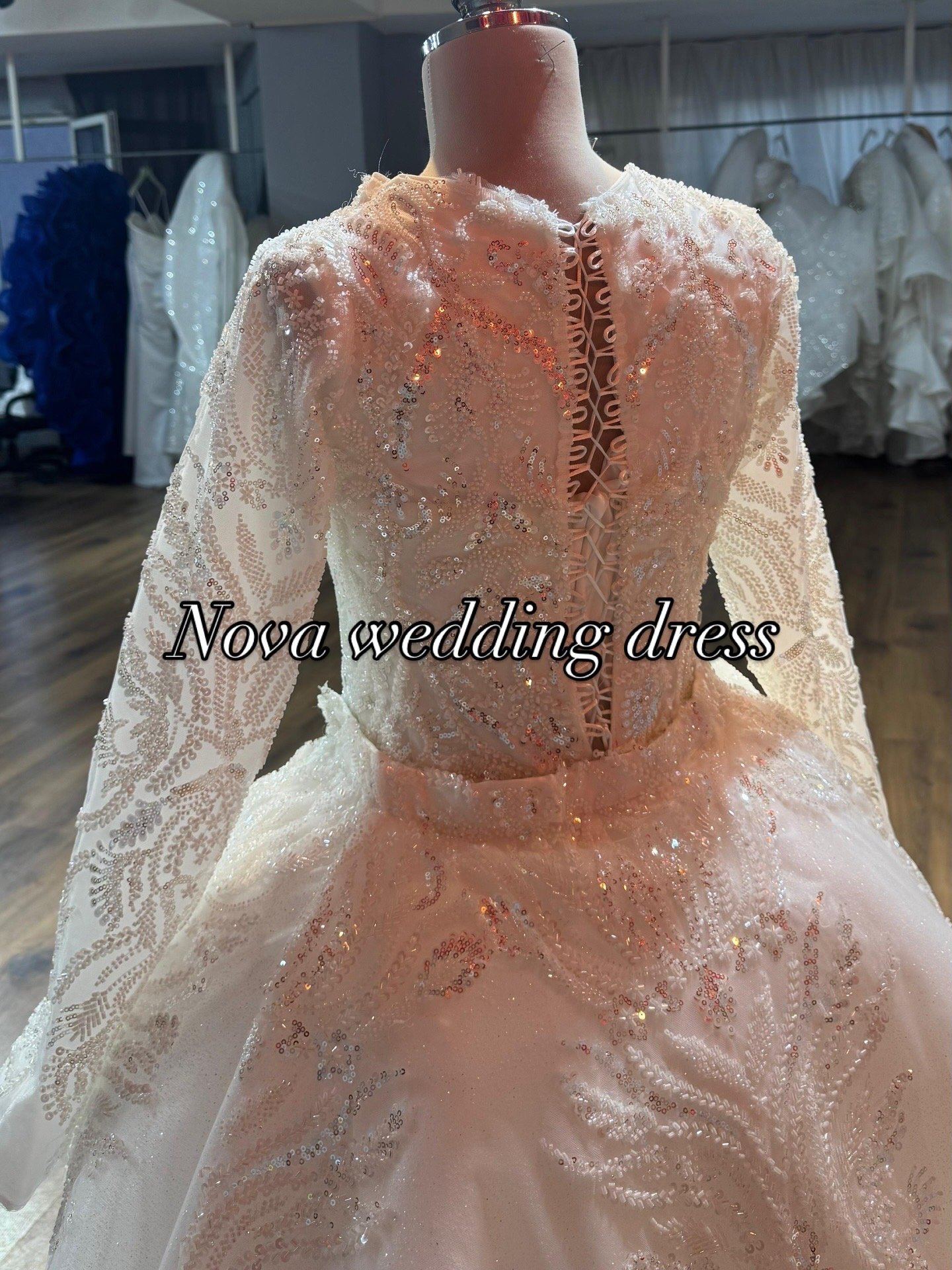 Wedding dress product image (2)