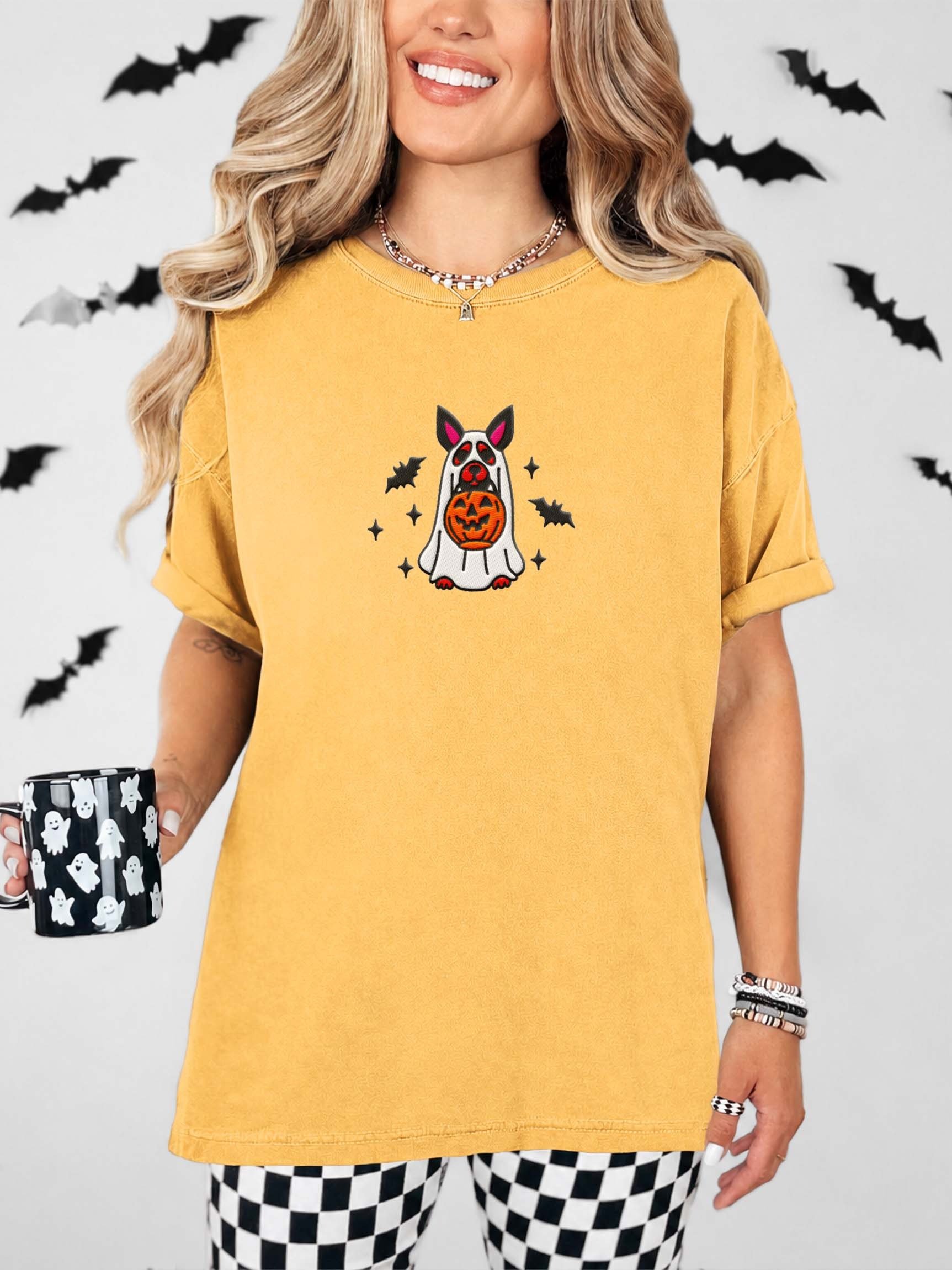 Halloween Chihuahua(Black & Tan) Embroidered T-Shirt product image (2)