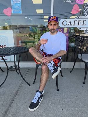 How MyPlayground Media pregame before a party. Have fun, be safe 💜🖤 Follow @myplaygroundmedia for more pregame content  #EDM #pregame #poolparty #festivalseason #myplaygroundmedia 