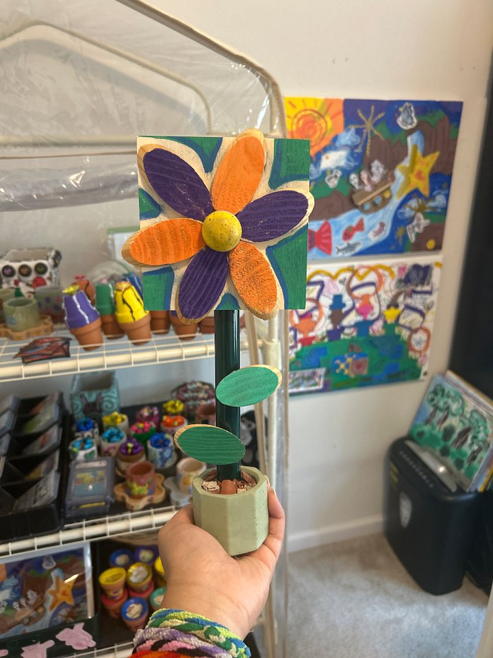 Indoor magnetic flower sculpture #1 product image (1)
