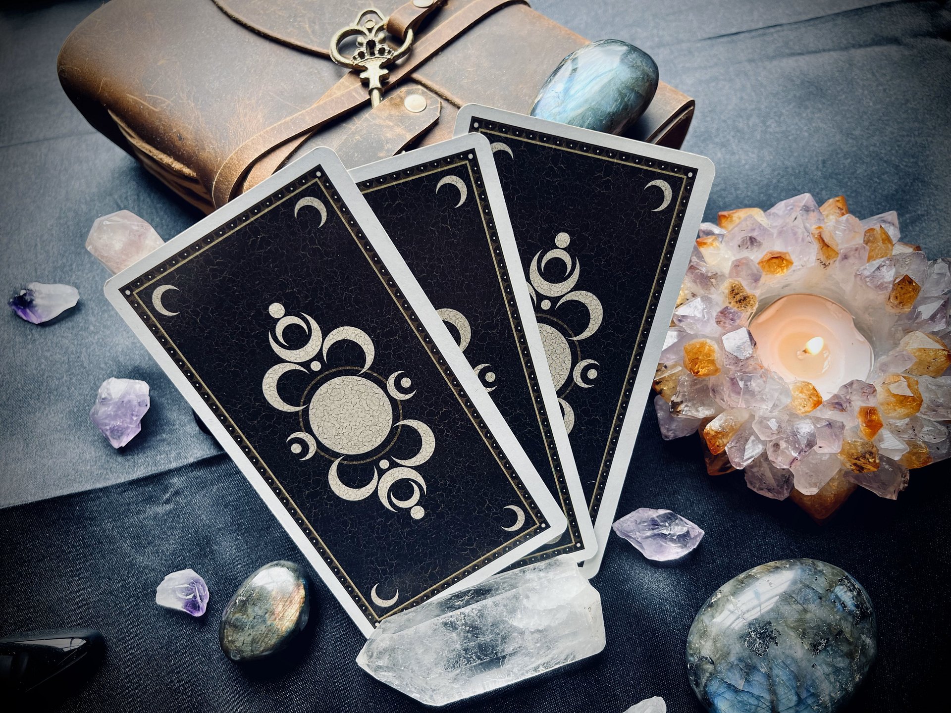 3-Card Tarot Reading product image (1)