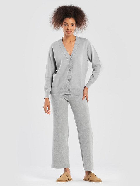 Photo showing Knitted Cardigan Without Pocket