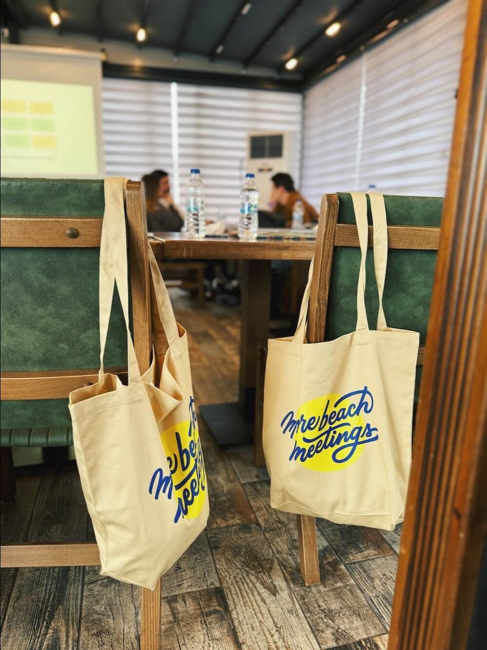 Tote More Beach Meetings product image (2)