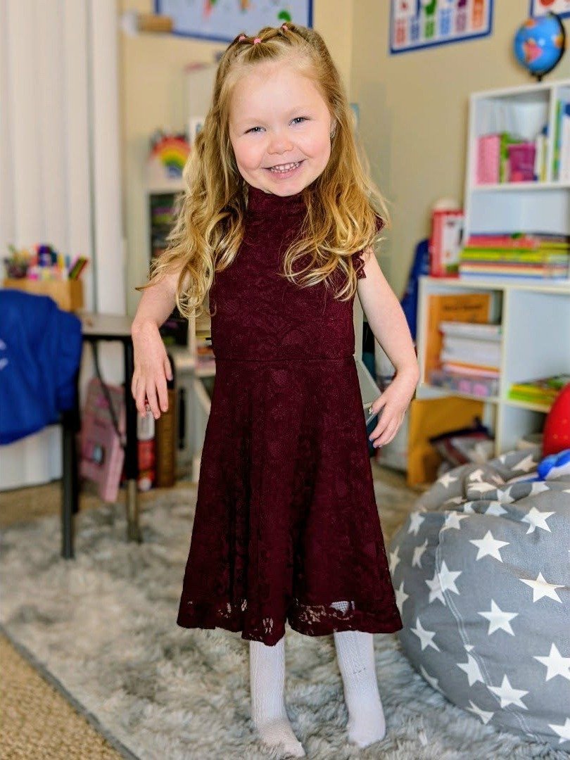 ZENZI - Size 4/5 - GENTLY USED - Maroon lace dress product image (1)