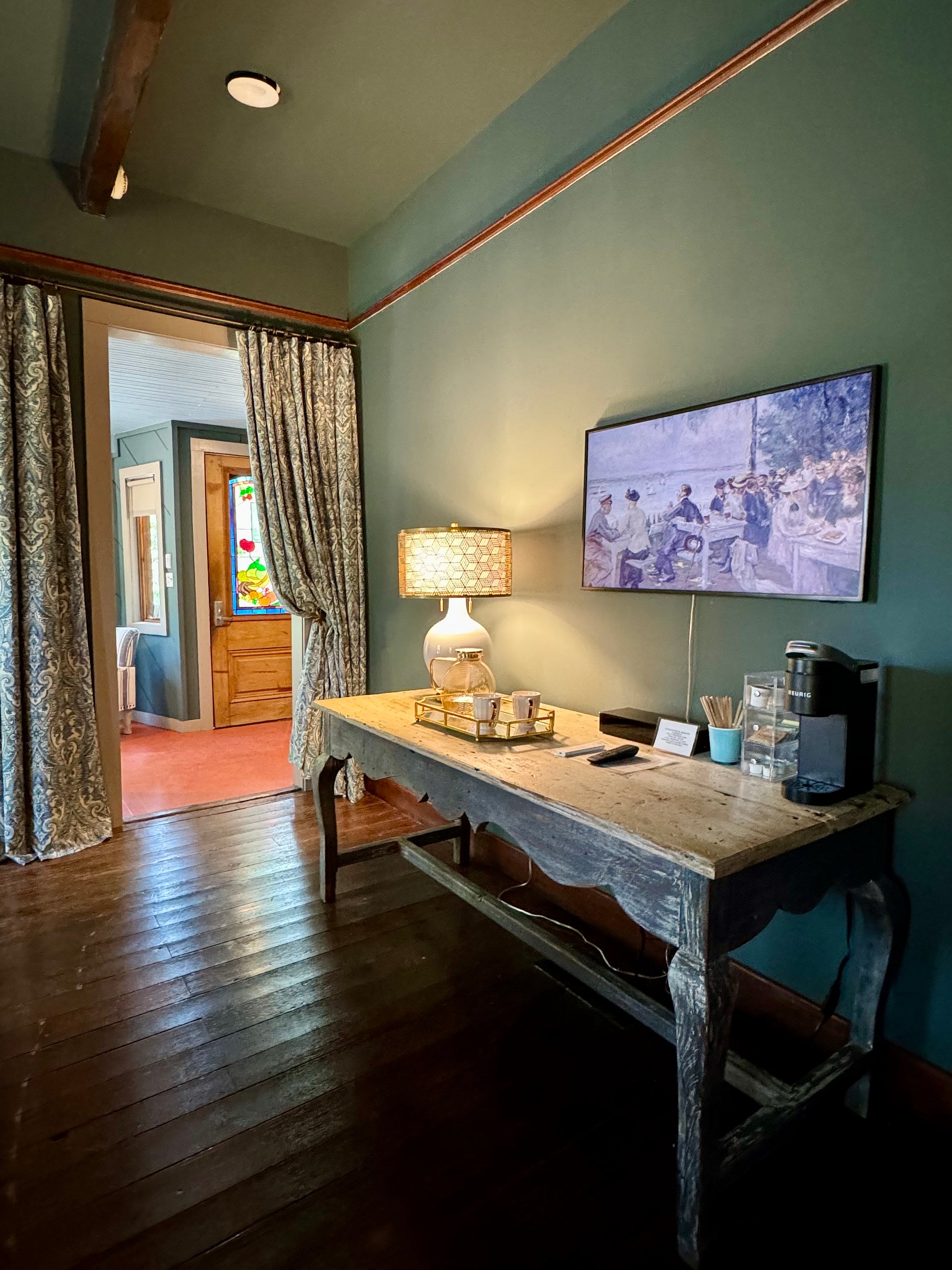 The Shadetree Inn Retreat- Governors Suite - Double Occupancy - Final Payment product image (3)