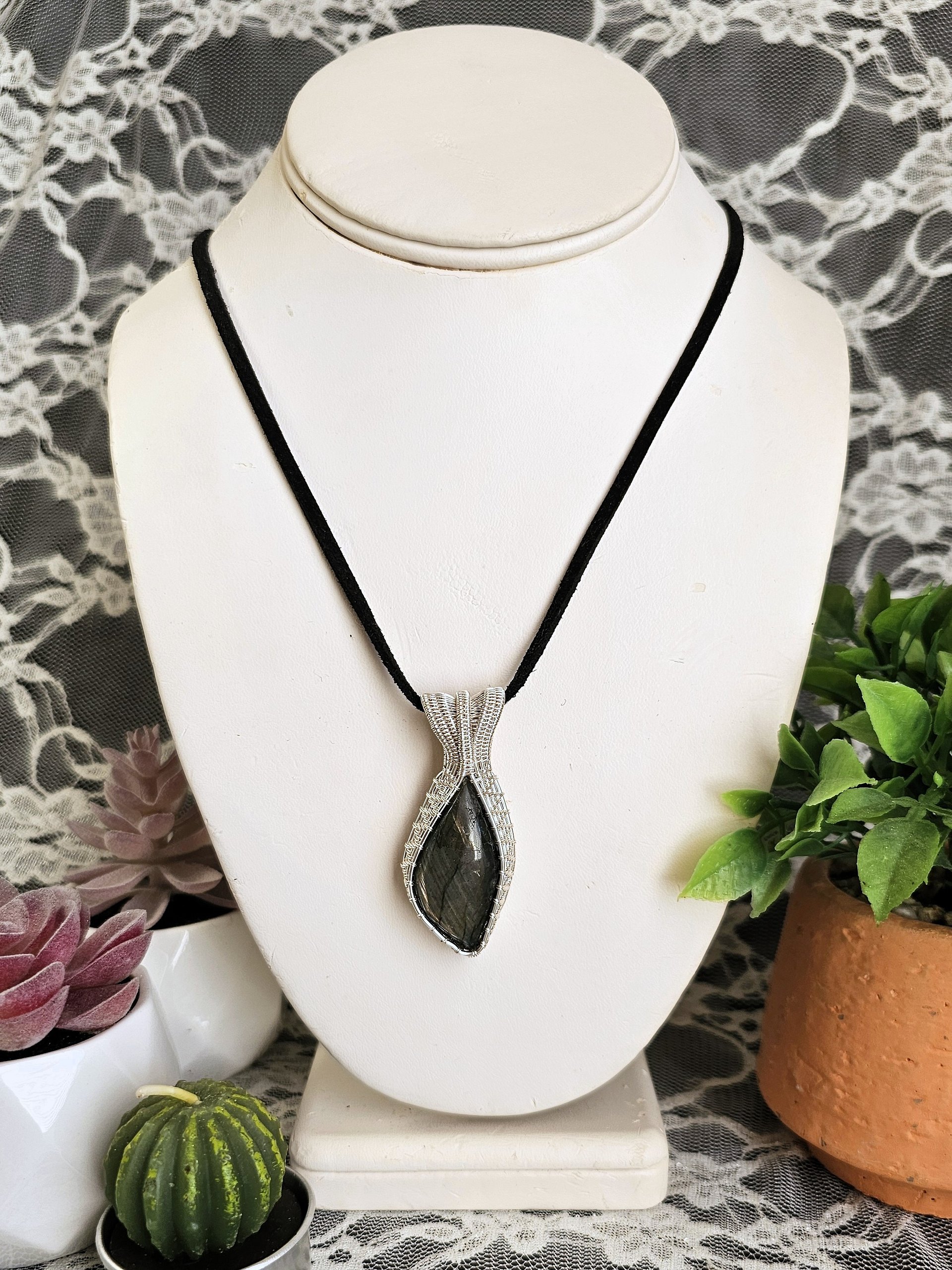 Labradorite Pendants product image (1)