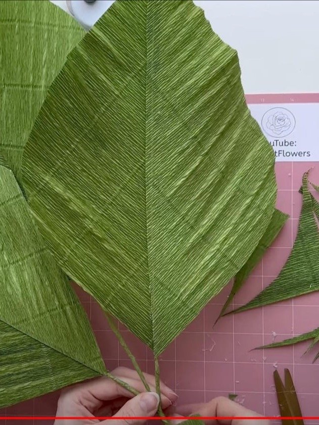 DIY Giant Paper Daisy: Templates + 10 Sizes Measurements Chart + Video Tutorial product image (6)