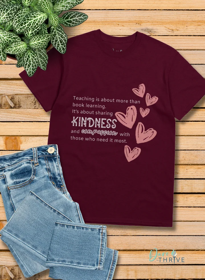 Teacher Inspirational Quote Hearts Tee product image (1)