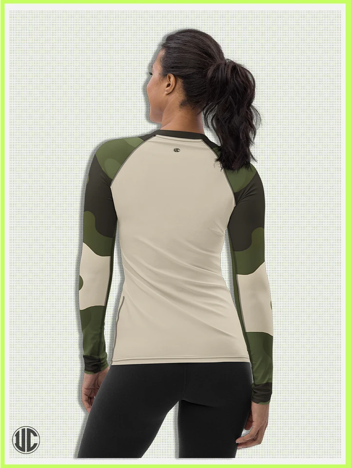 Becker's Modern Camo – Women’s Rash Guard product image (2)